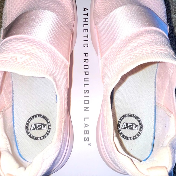 Athletic Propulsion Labs - Techloom Bliss (Bleached Pink) - Picture 3 of 14